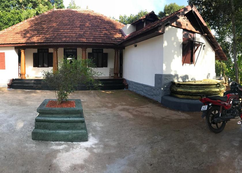 Kerala Punalur Entrance