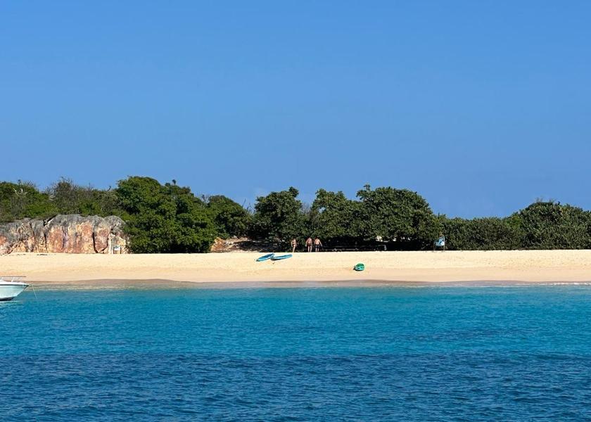  Grand Case Beach