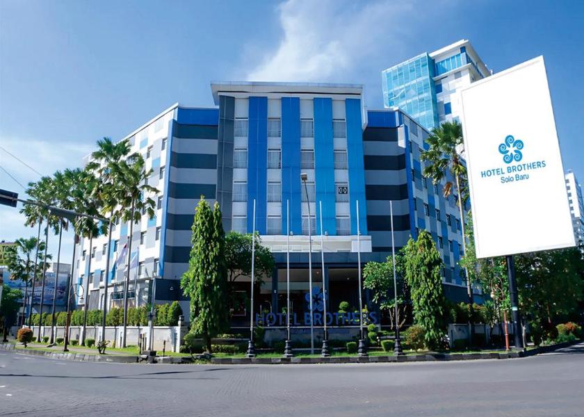 Central Java Baki Hotel Exterior