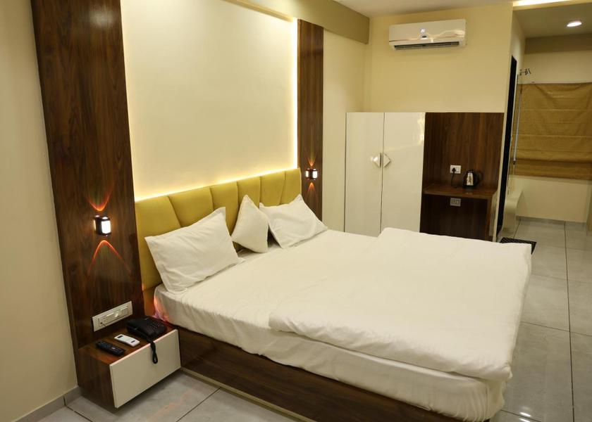 Gujarat Mehsana Deluxe Room