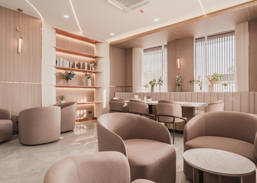 Nonthaburi Province Pak Kret Interior view