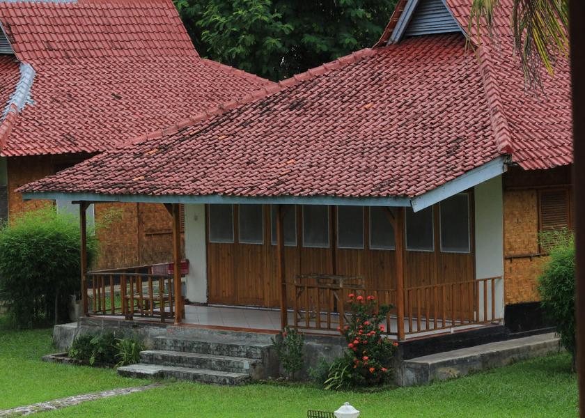 West Java Cisolok Hotel Exterior