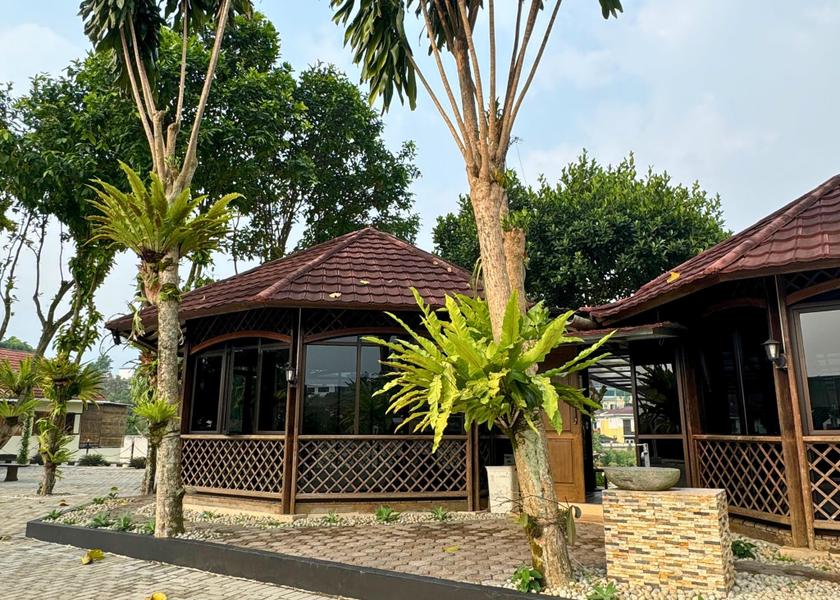 West Java Ciawi Exterior view