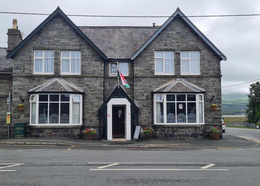 Wales Penrhyndeudraeth Exterior view