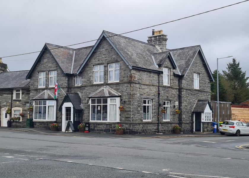 Wales Penrhyndeudraeth Exterior view
