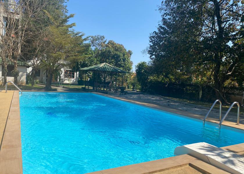 Chiang Mai Province San Sai Swimming pool [outdoor]