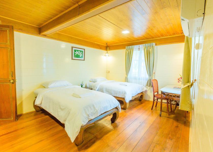 Ratchaburi Province Photharam Superior Twin Room B