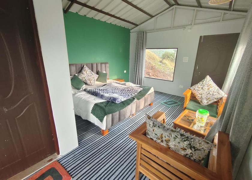 Uttarakhand Chamba Deluxe - Balcony