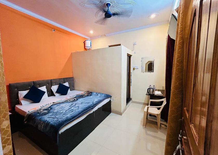 Uttar Pradesh Ayodhya Double Bed - AC Room