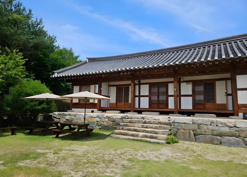 South Gyeongsang Hamyang Hotel Exterior