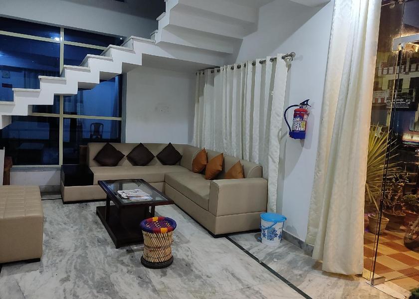 Uttarakhand Rudraprayag Bar/lounge