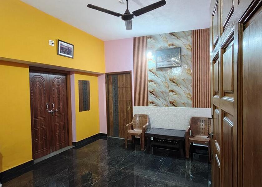 Karnataka Murdeshwar Public Areas