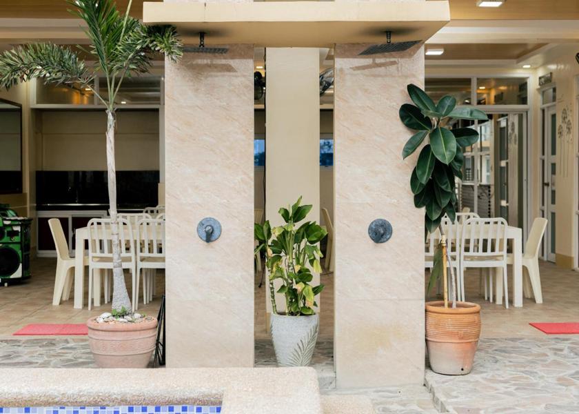 Calabarzon Lian Balcony/terrace