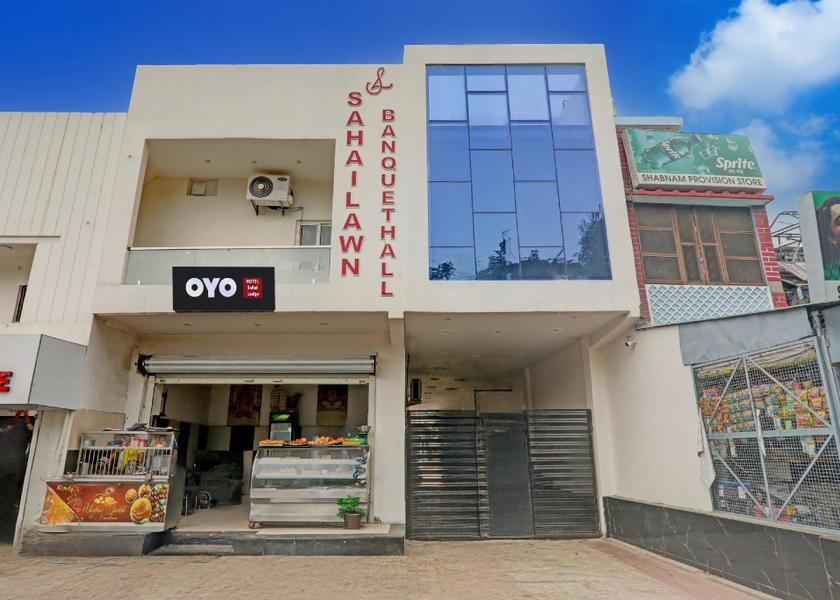Uttar Pradesh Barabanki Hotel Exterior