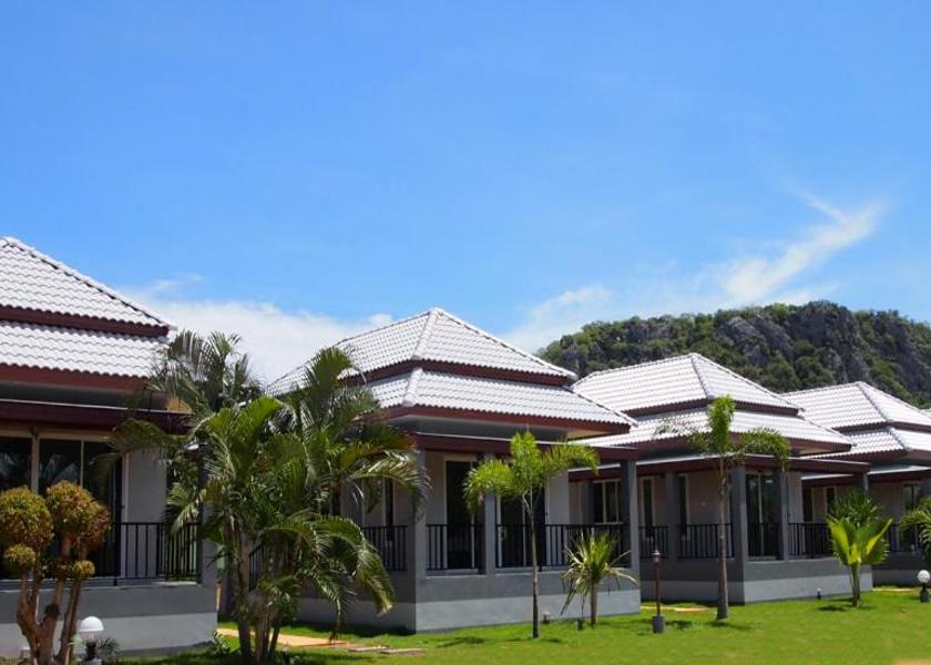 Prachuap Khiri Khan Province Pranburi Entrance