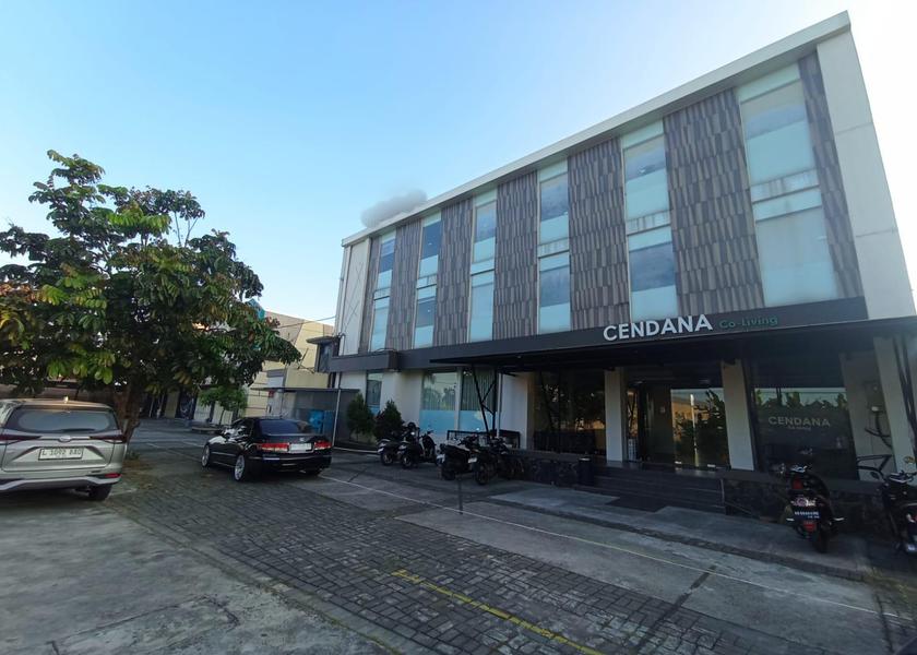 Central Java Baki Hotel Exterior