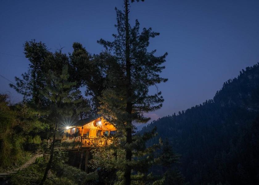 Himachal Pradesh Jibhi Exterior view