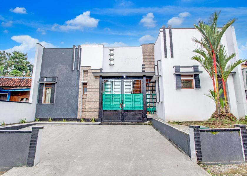 Central Java Purwokerto Exterior view