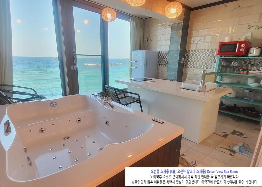 Gangwon Goseong Ocean View Spa Room
