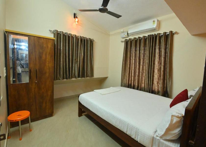 Karnataka Murdeshwar Balcony Deluxe Double