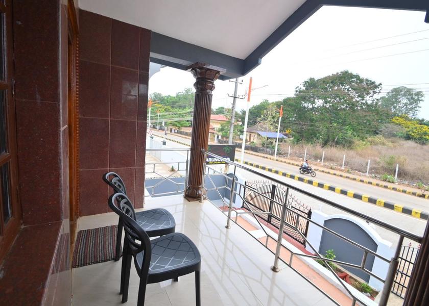 Karnataka Murdeshwar Public Areas