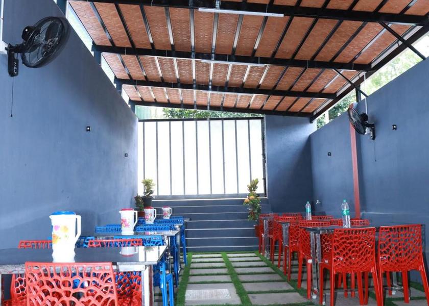 Tamil Nadu Yelagiri Restaurant