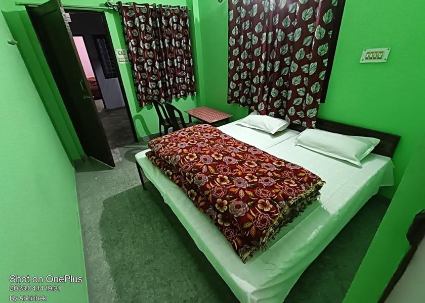 Uttarakhand Kedarnath Deluxe Double Bedroom