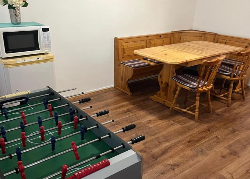 Shared lounge/TV area