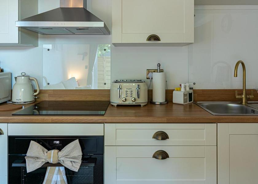 England Poole Kitchen