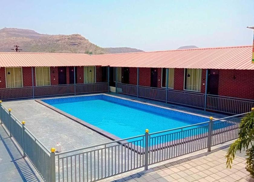 Maharashtra Ghodegaon Swimming pool
