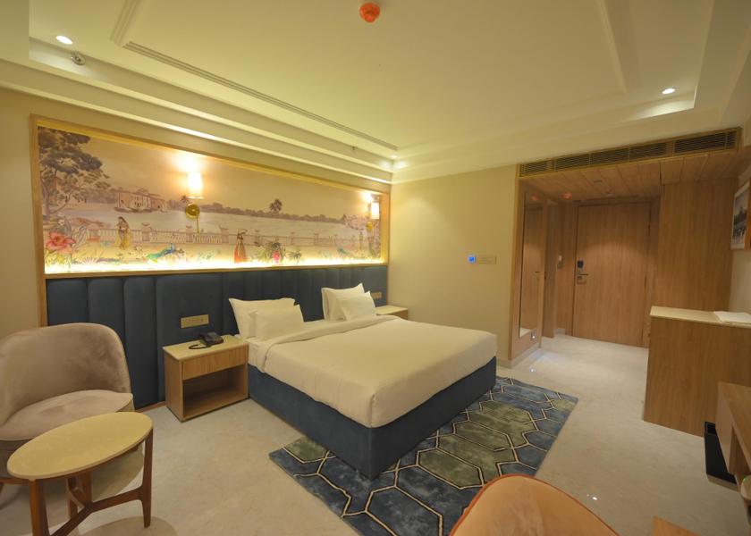 Uttar Pradesh Vrindavan Suite Room