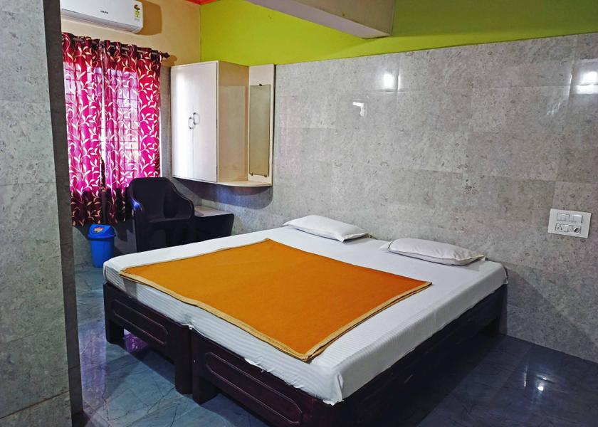 Karnataka Murdeshwar Deluxe Double Room with Air Conditioning