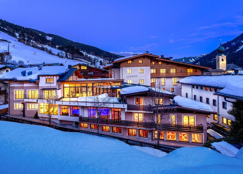 Salzburg State Saalbach-Hinterglemm Exterior view