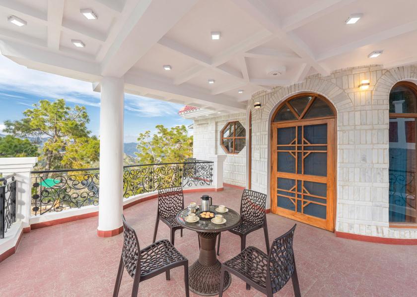 Himachal Pradesh Barog Balcony/terrace