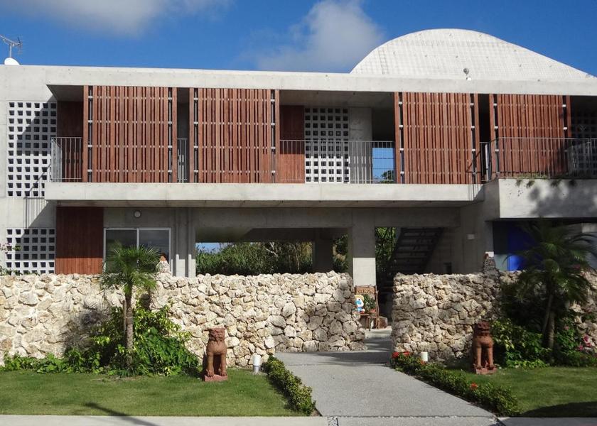 Okinawa Nanjo Exterior view