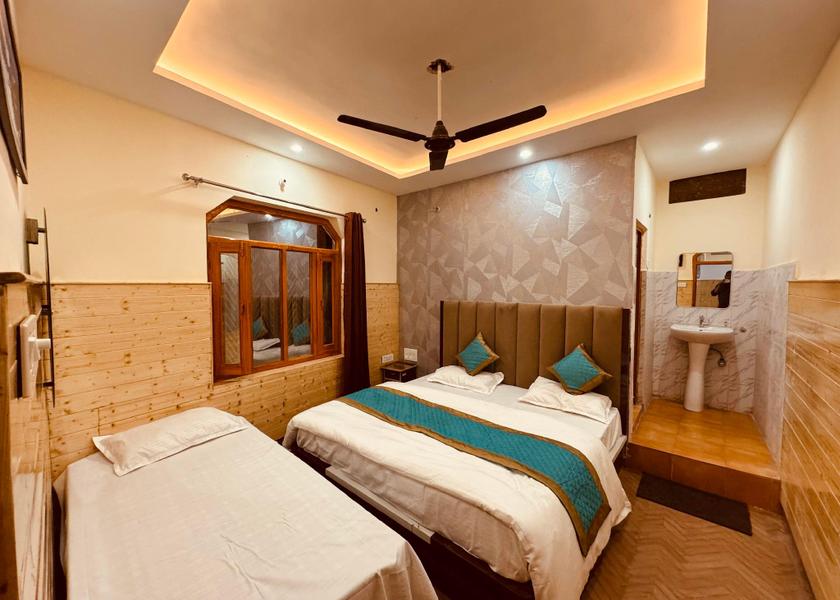 Uttarakhand Kedarnath Deluxe