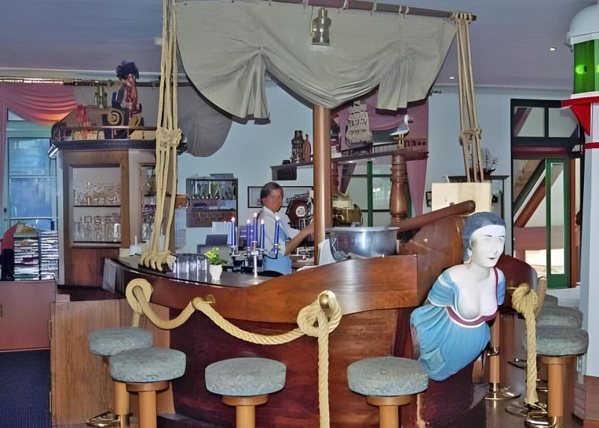 Mecklenburg-West Pomerania Malchow Bar/lounge