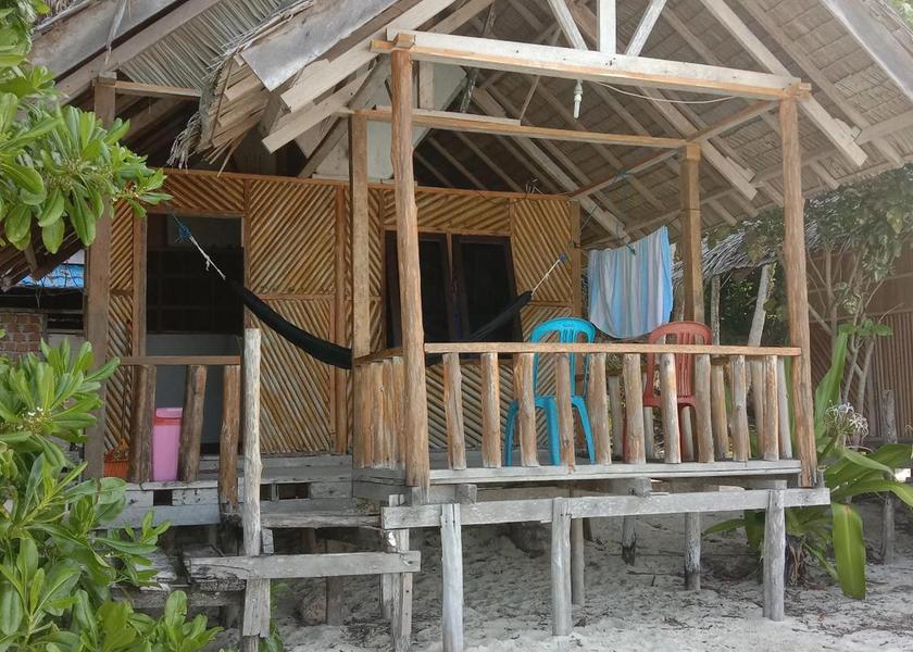 Southwest Papua Yenbeser Hotel Exterior