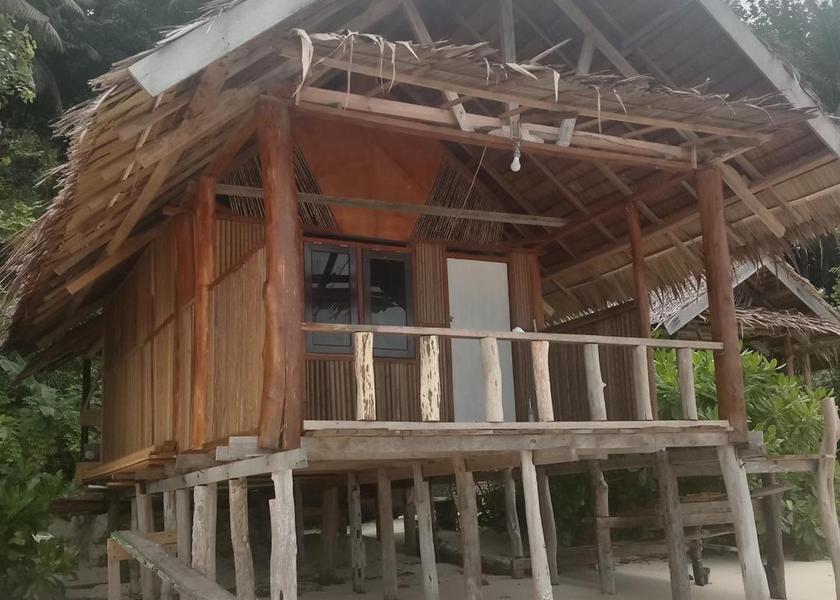 Southwest Papua Yenbeser Hotel Exterior