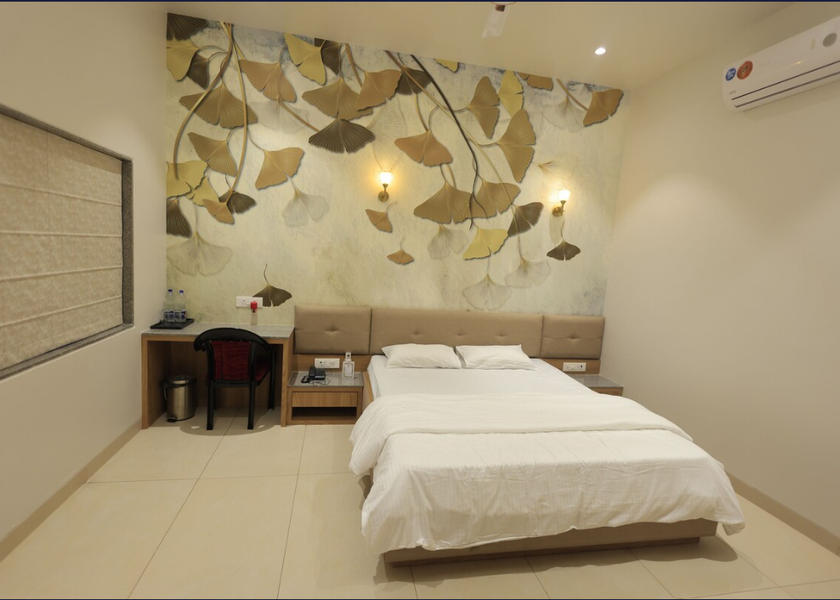 Maharashtra Latur Family Room