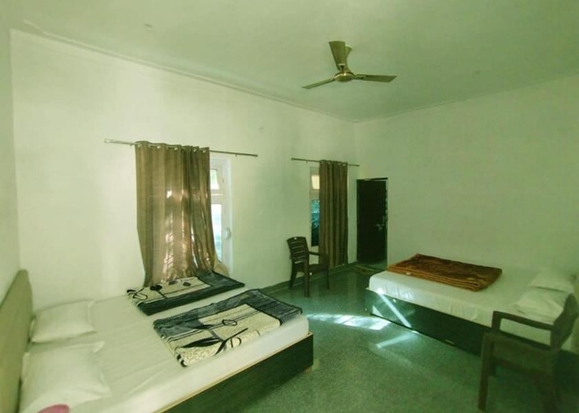 Uttarakhand Joshimath Double Bed Room