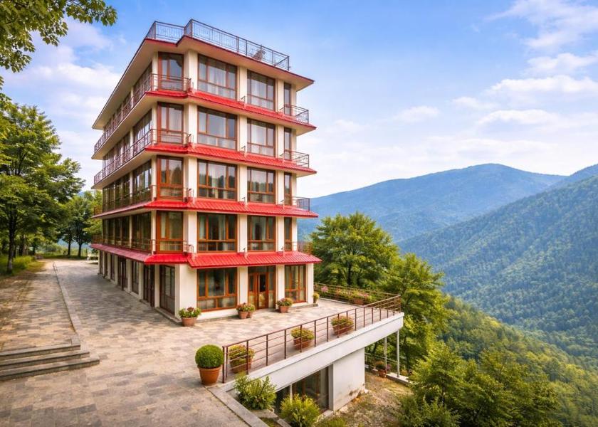 Himachal Pradesh Mashobra Hotel Exterior