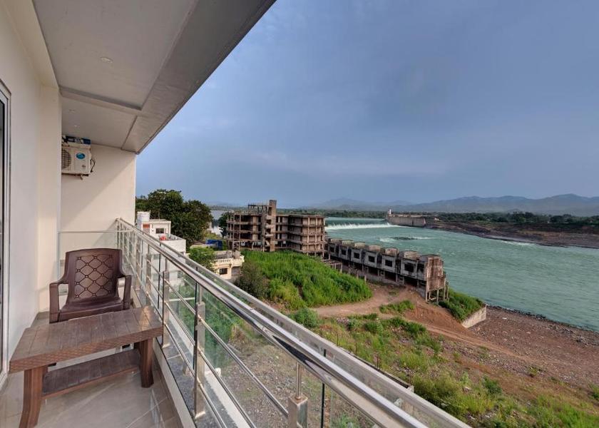 Gujarat Rajpipla Hotel Exterior