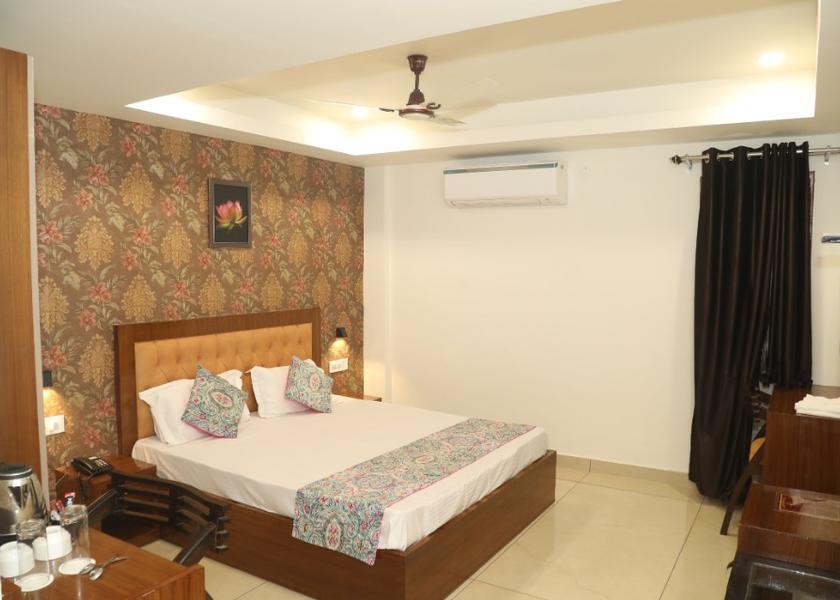 Punjab Jalandhar Deluxe Room