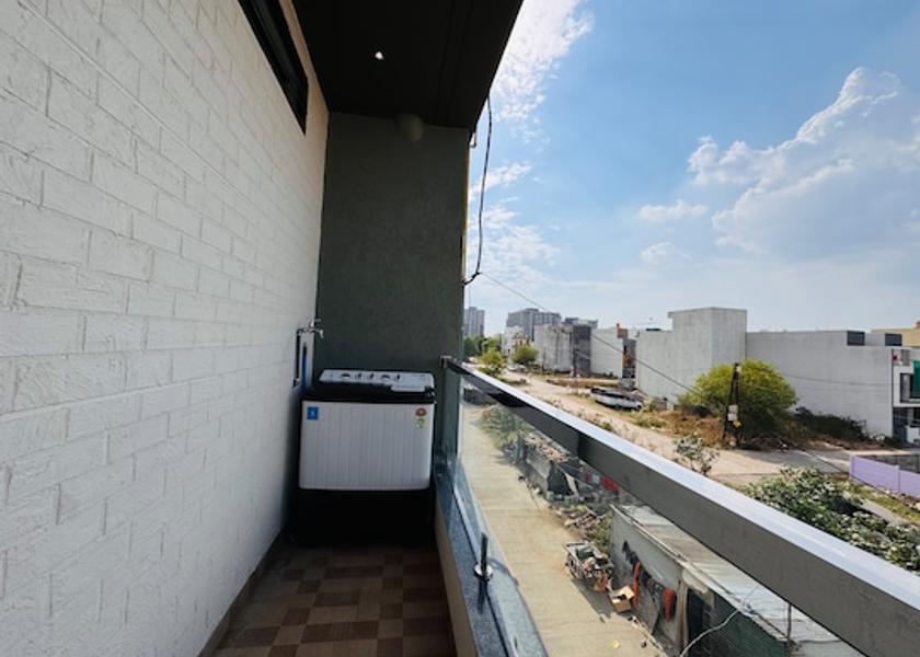 Madhya Pradesh Indore 1025