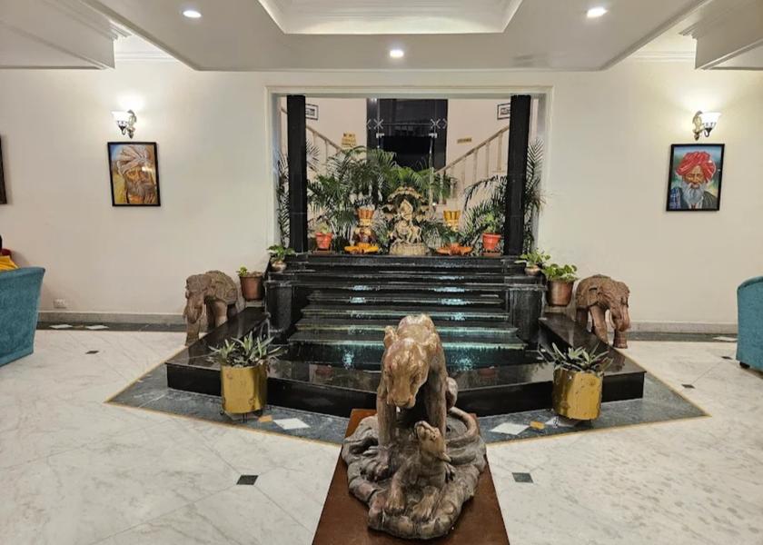 Madhya Pradesh Khajuraho Hotel Exterior