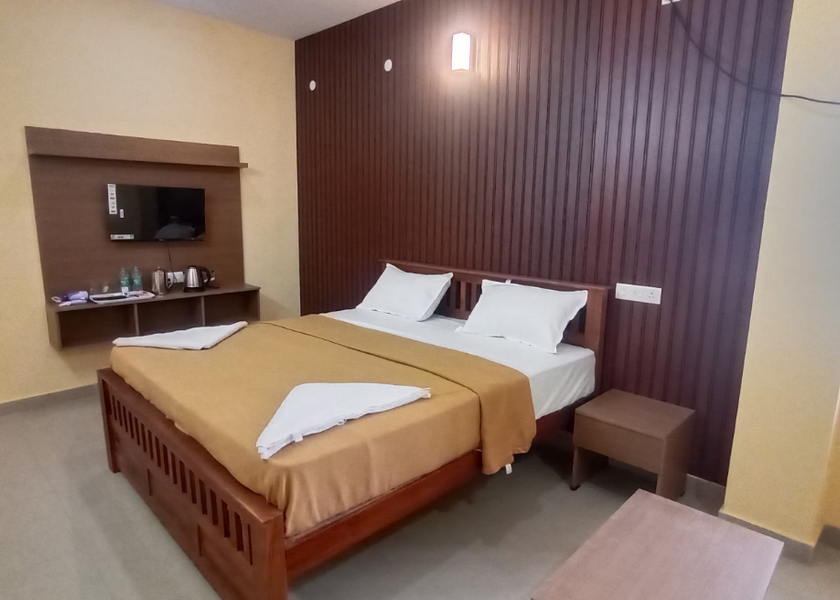 Tamil Nadu Tiruvannamalai Deluxe Double Room AC