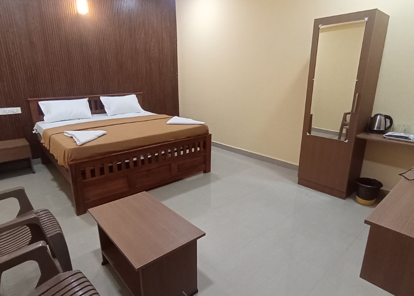 Tamil Nadu Tiruvannamalai Deluxe Double Room AC