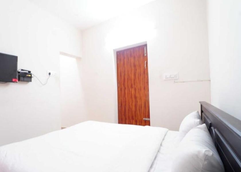 Tamil Nadu Kodaikanal Room