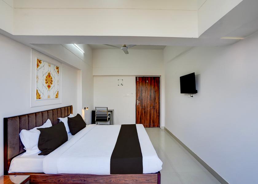 Uttar Pradesh Prayagraj Room